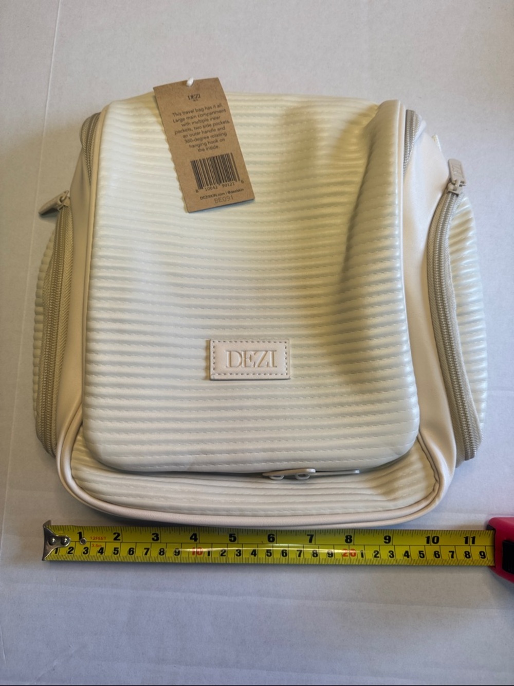 DEZI Cream Quilted Cosmetic Travel Organizer